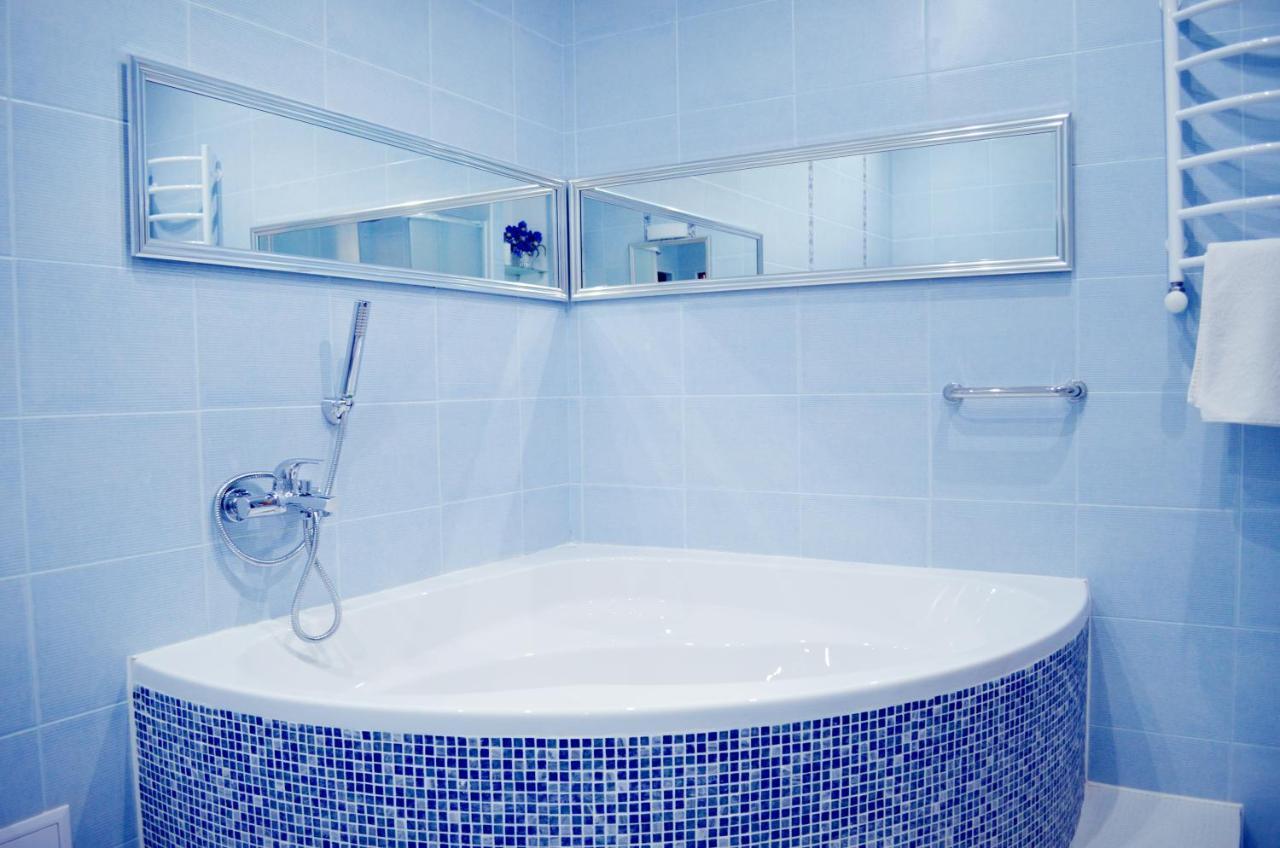 Hotel Dobrodiy ヴィーンヌィツャ エクステリア 写真